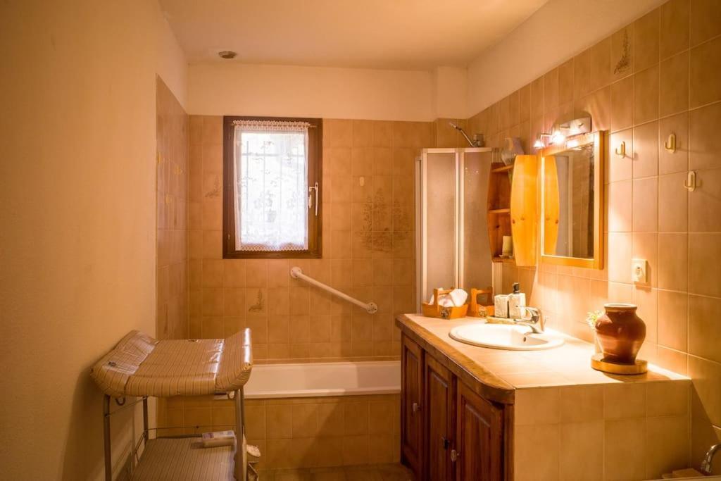 Gite Confort 15 Couchages, Vue Panoramique Montagne Hautes Alpes, Terrasses Embrun Εξωτερικό φωτογραφία