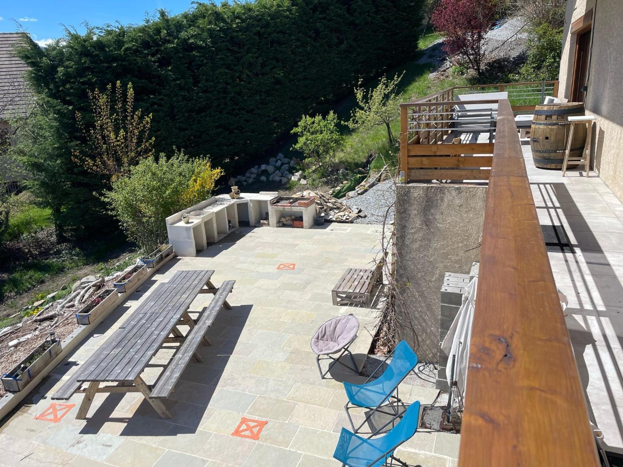 Gite Confort 15 Couchages, Vue Panoramique Montagne Hautes Alpes, Terrasses Embrun Εξωτερικό φωτογραφία