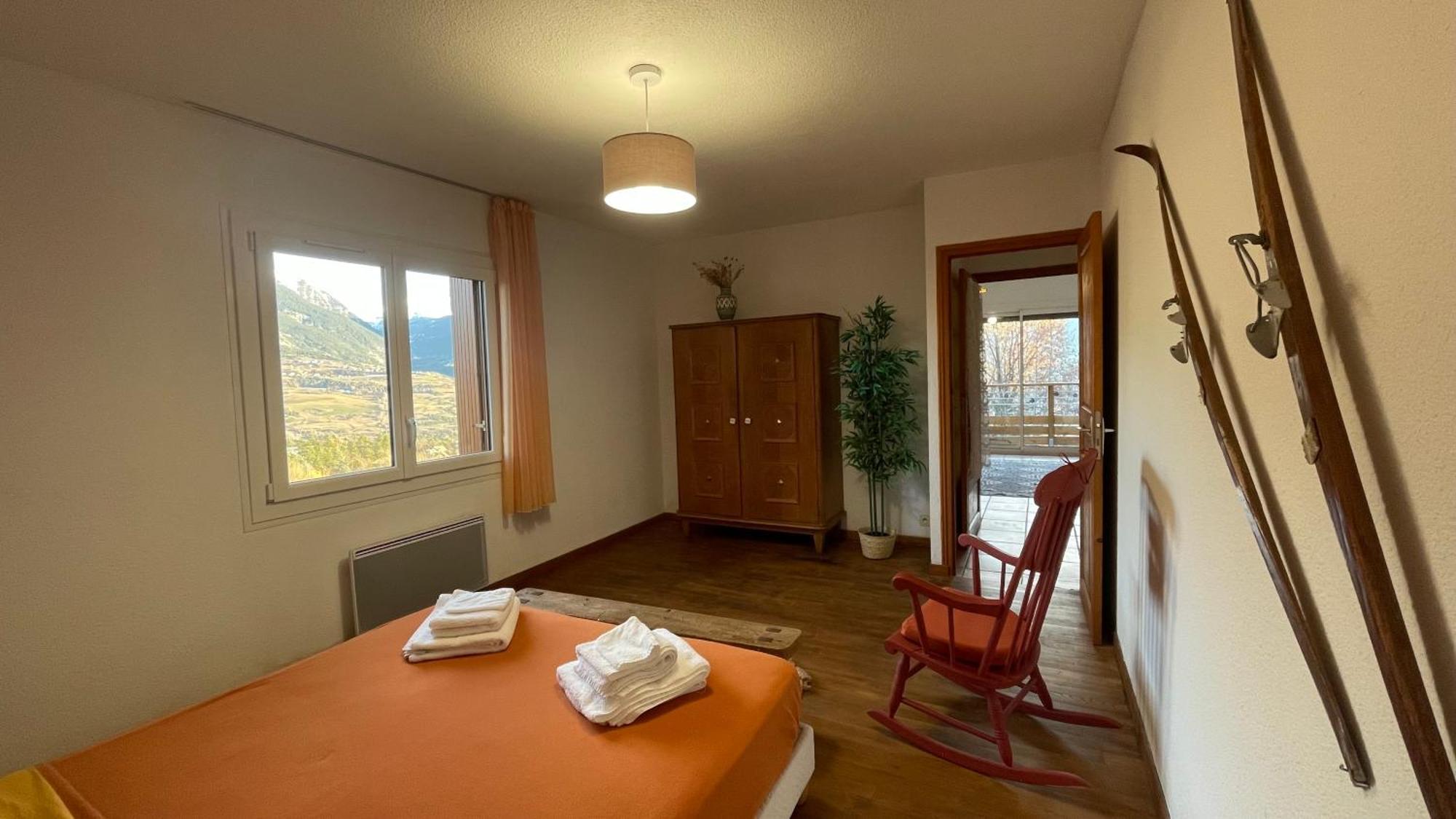 Gite Confort 15 Couchages, Vue Panoramique Montagne Hautes Alpes, Terrasses Embrun Εξωτερικό φωτογραφία
